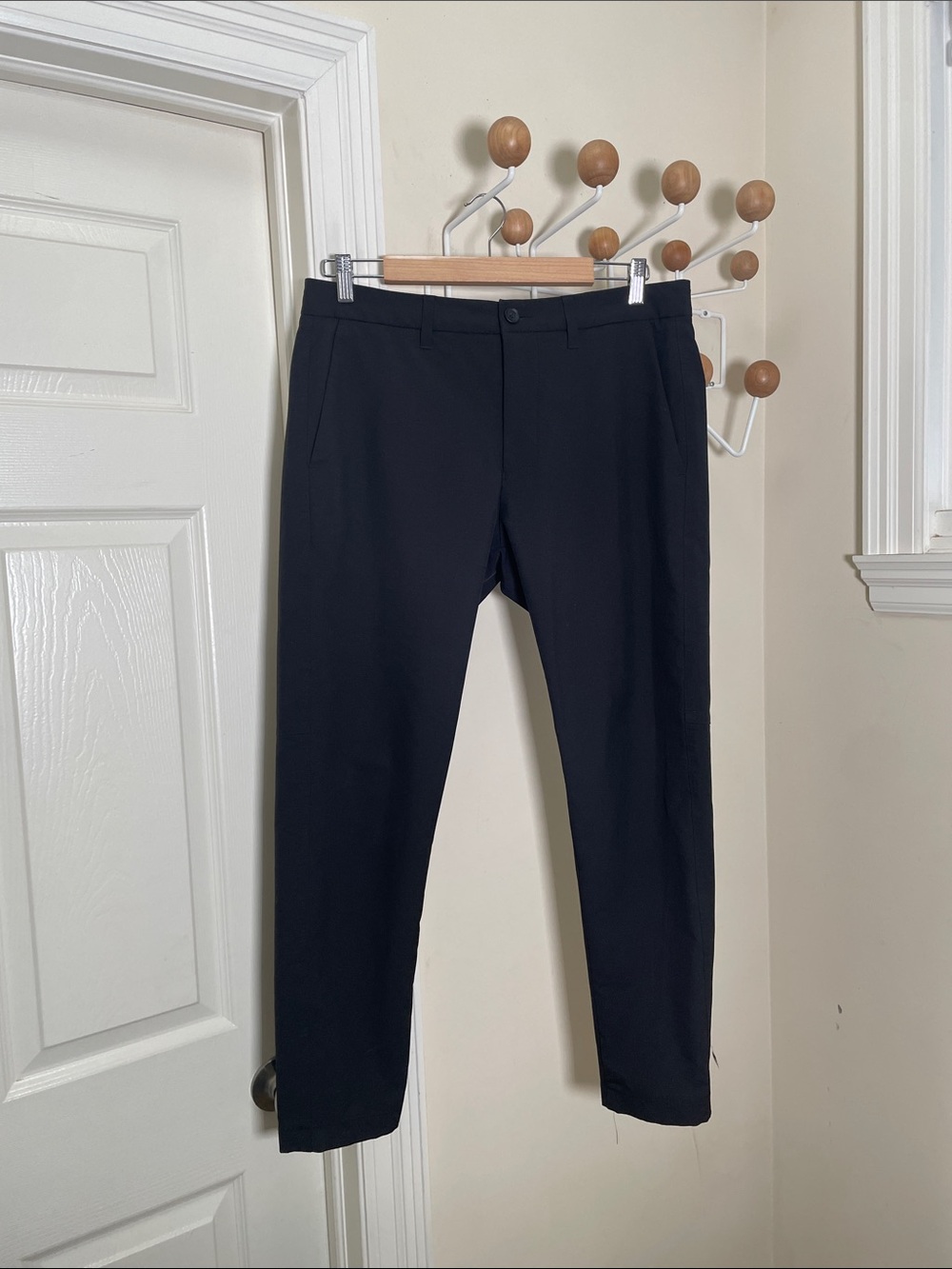 Hugo Boss - Ankle Drawstring Commuiter Techlite Fabric Pants - Black - 32R